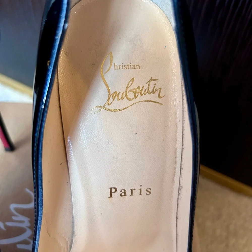 Christian Louboutin - Pigalle Follies 100 - Picture 4 of 14